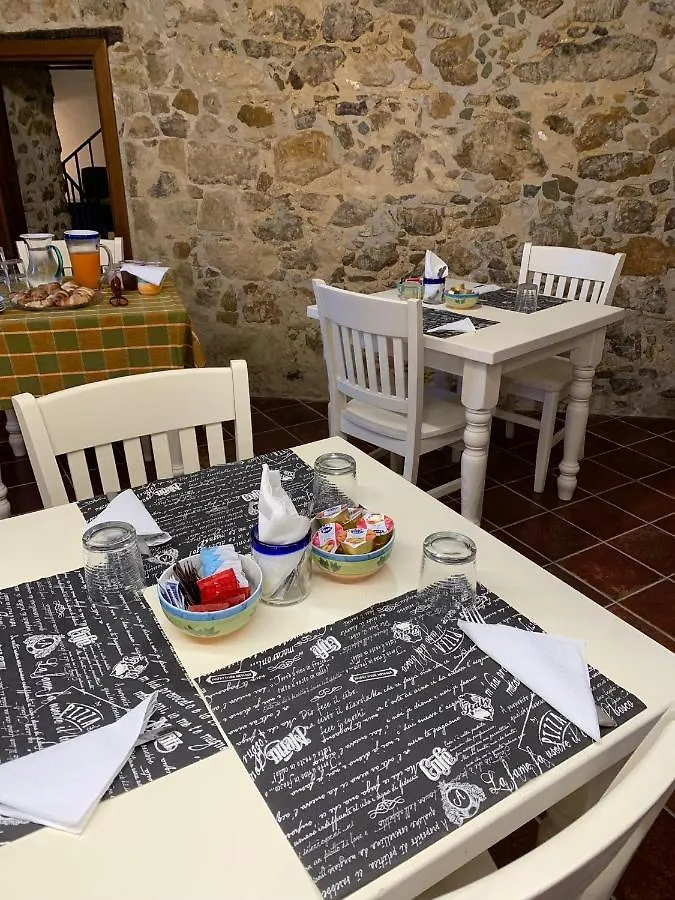 Crocevie B&B Baglio Degli Ulivi לינה וארוחת בוקר